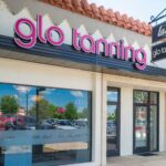 A luxurious looking entrance to a glo tanning saloon.
