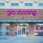 Front view of a Glo Tanning saloon.