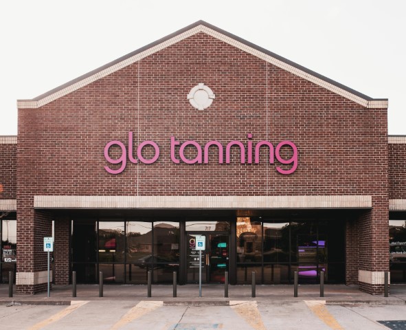 Yukon glo tanning location front view.