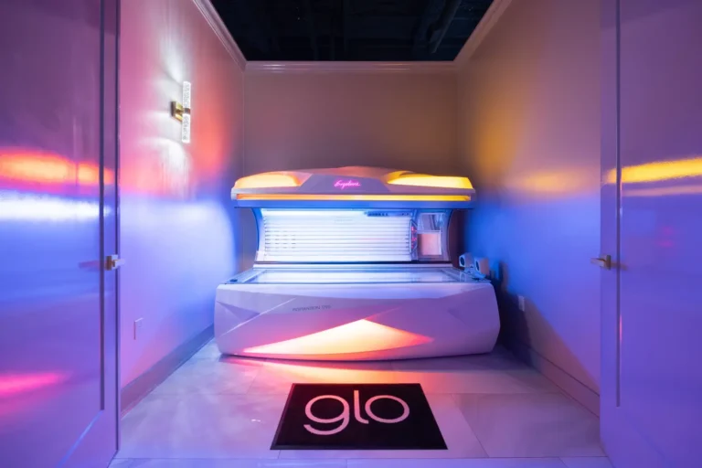 A beautiful sunless tanning bed.