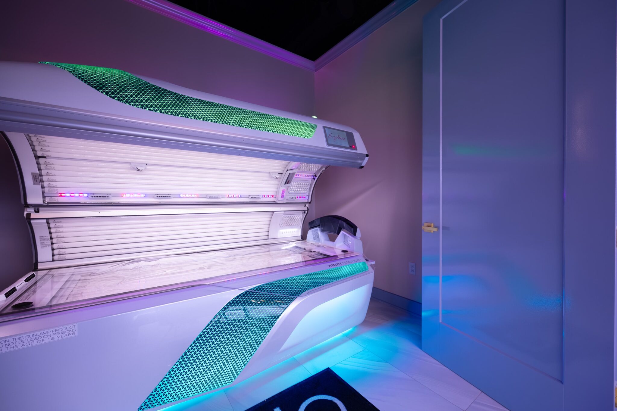 Achieve the Perfect Tan with Glo Tanning Beds